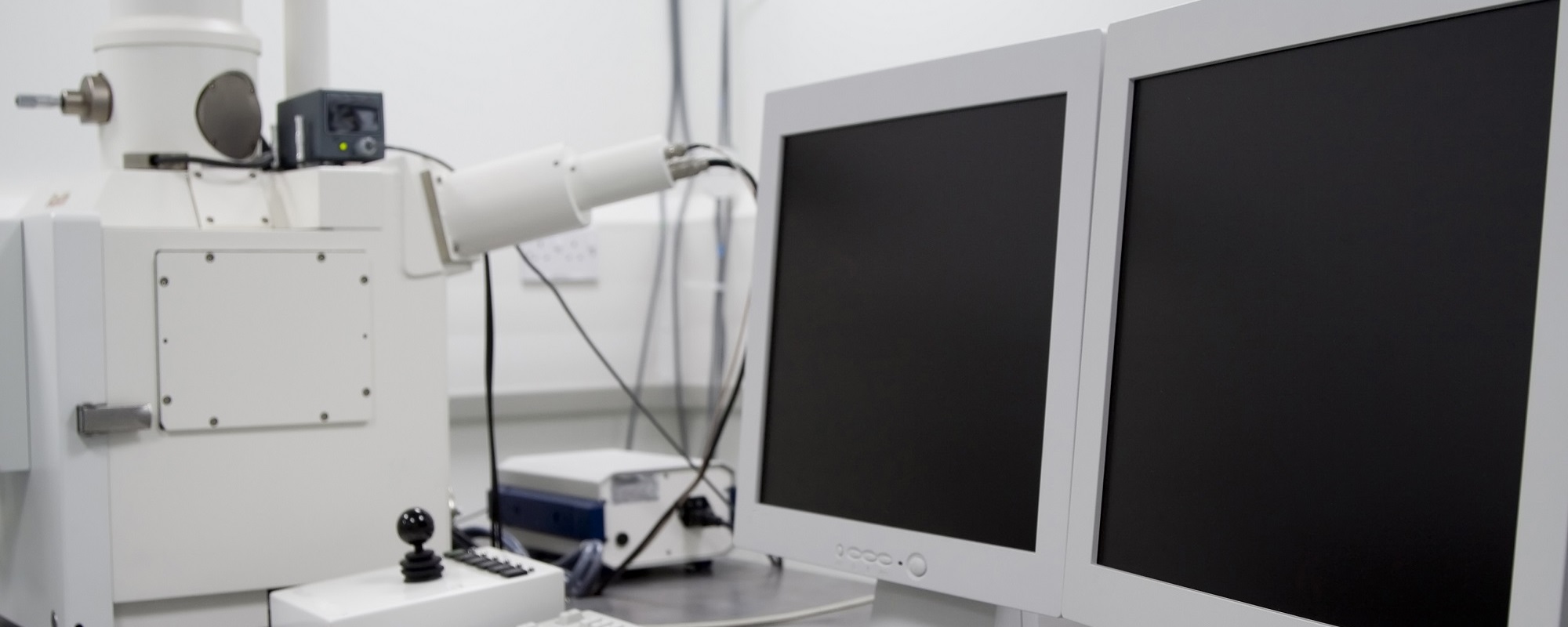 Microscope Parts: Popular Components, Add-ons, and Replacement Parts for Brightfield and Fluorescence Microscopes