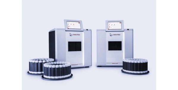 The Multiwave 5001 and 3001 on a white background