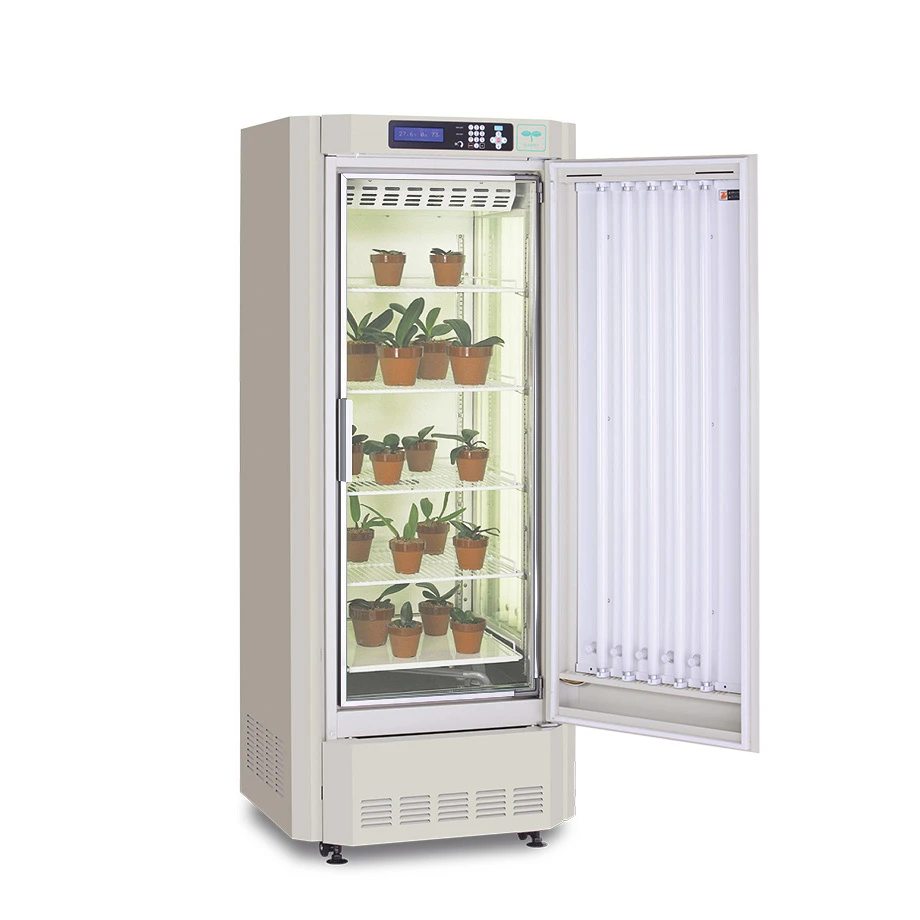 PHCbi 10.4 cu.ft. Humidified Plant Growth Chamber (5℃ to 50℃)