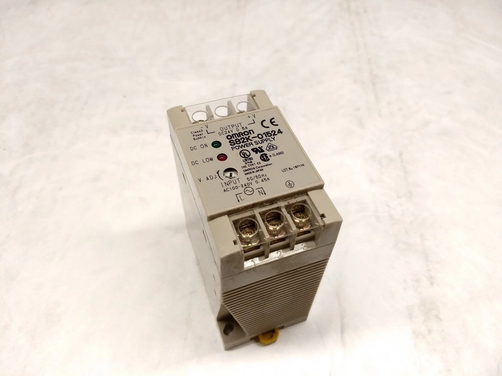 Omron S82K-01524 Power Supply 24VDC 0.6A
