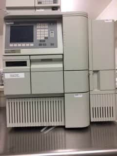 Waters Alliance 2695 HPLC Separations Module System with column heater/PDA/RI/UV-VIS detectors
