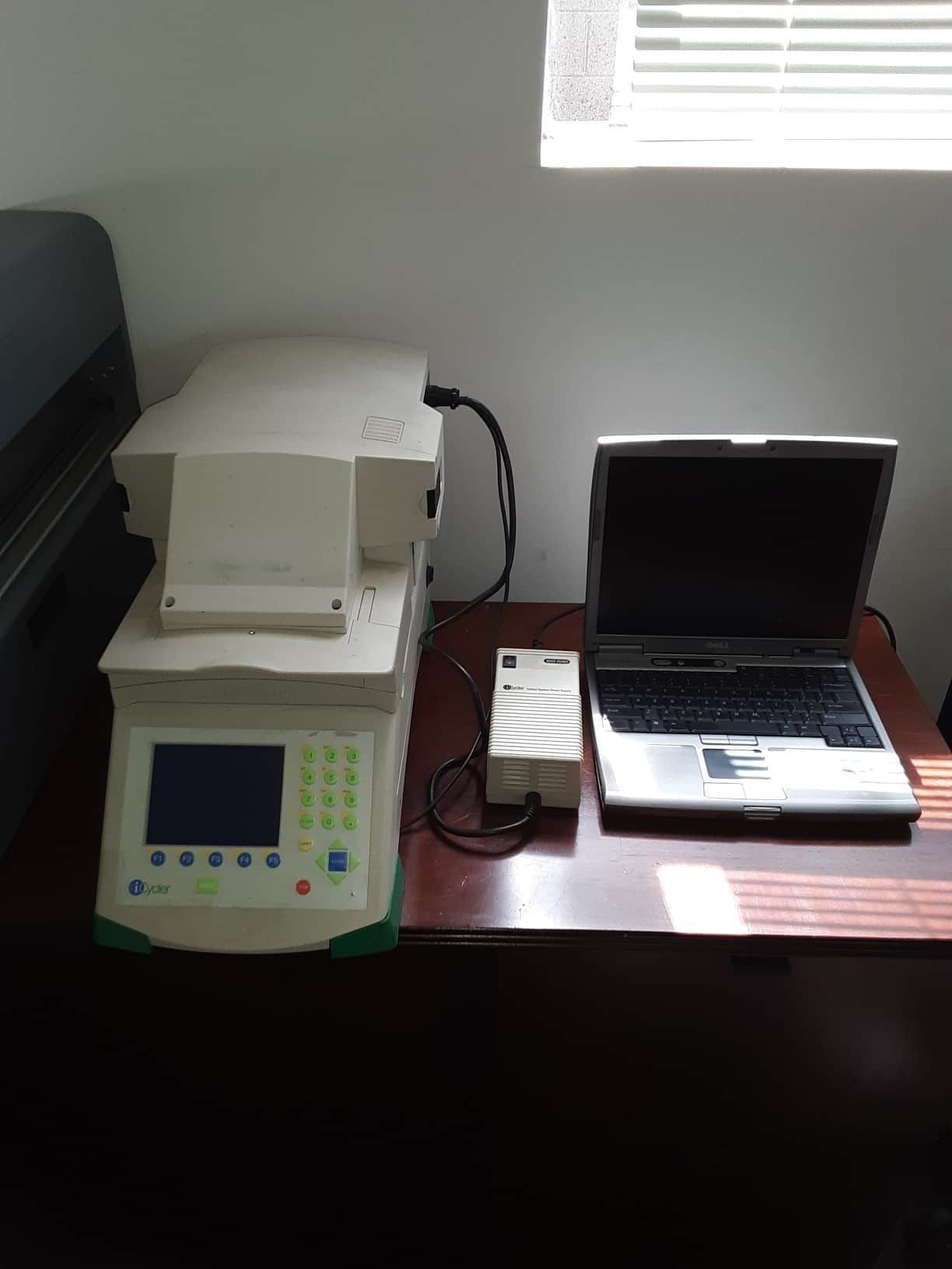 Biorad iCycler real time PCR with iCycler optical module head and software preloaded on computer
