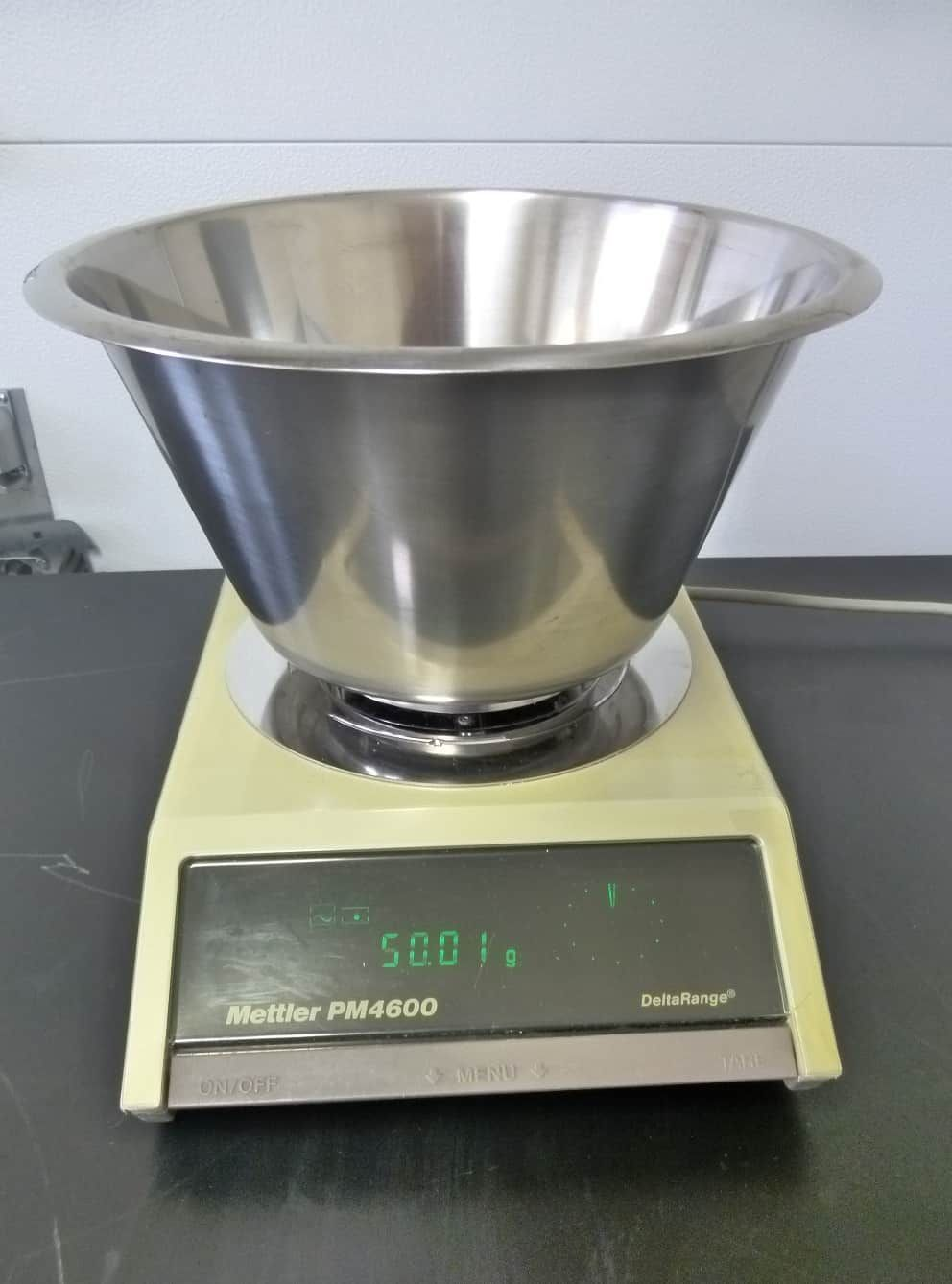 Mettler PM4600 DeltaRange Balance with Stainless Steel Rodent Pan
