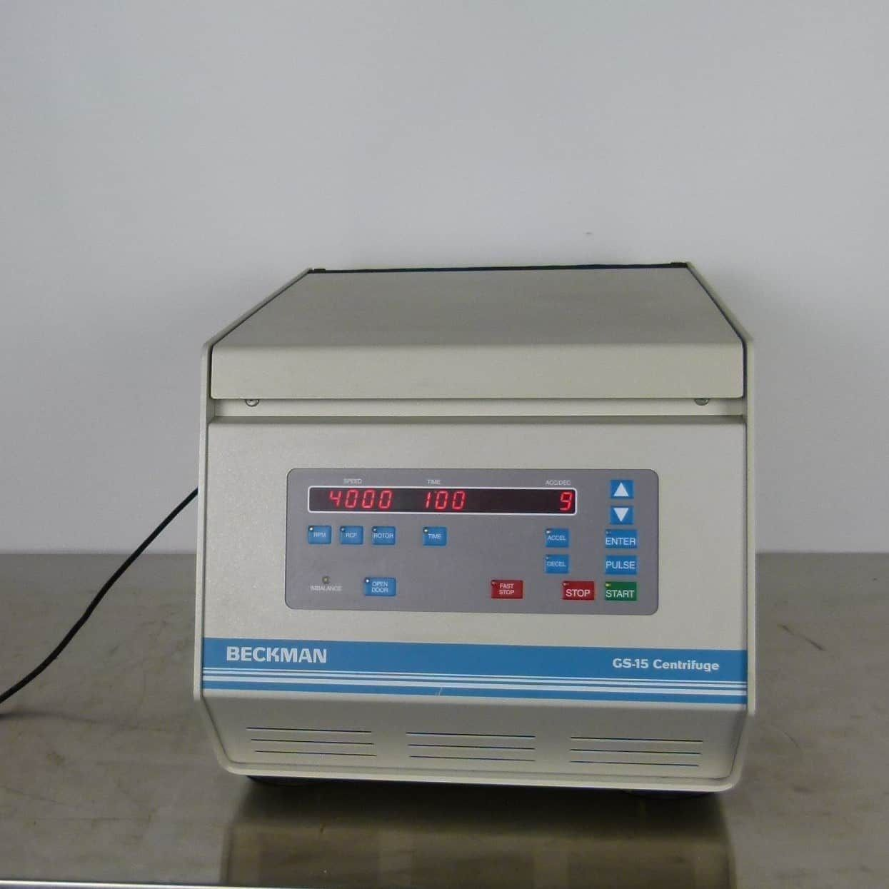 Beckman GS-15 Benchtop Centrifuge with Fixed Angle Rotor