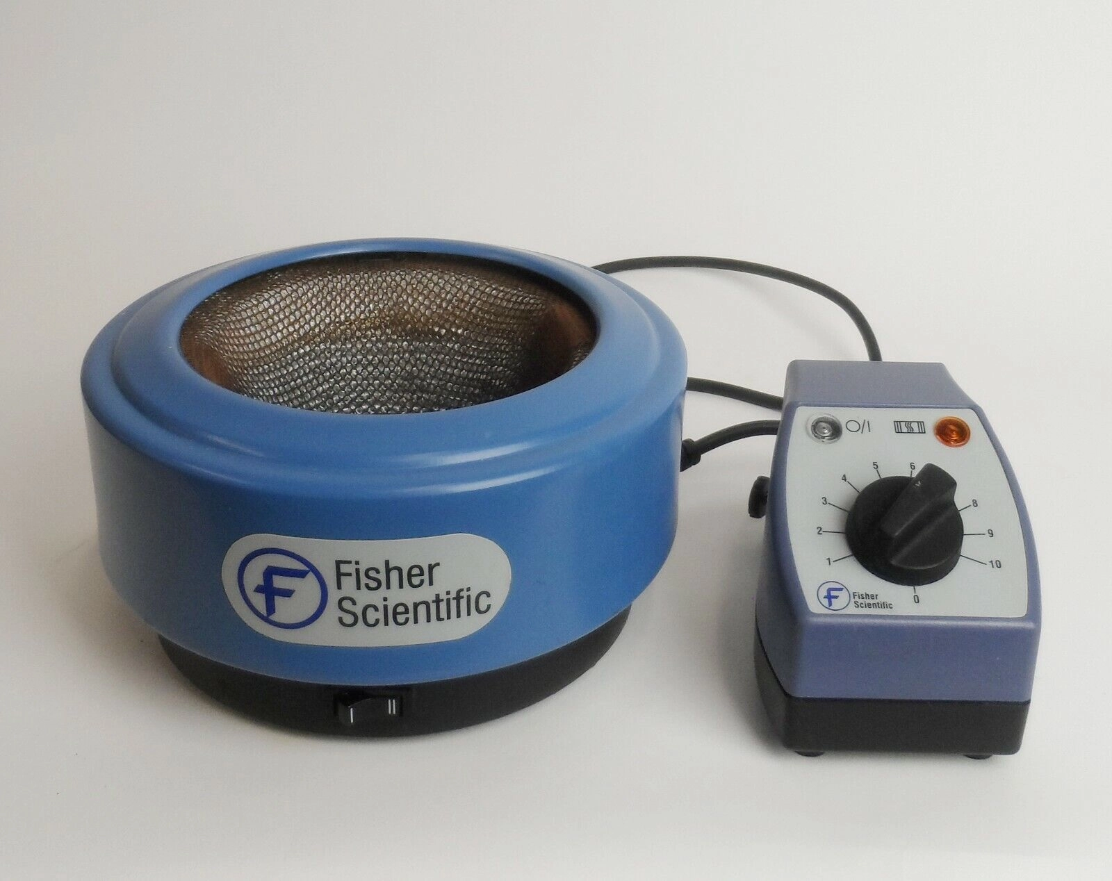 Fisher Scientific Heating Mantle w/ Controller CMF