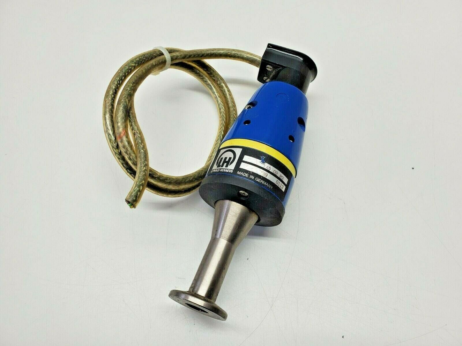 Leybold Heraeus 162-02-B3 Vacuum Sensor w/ Cable