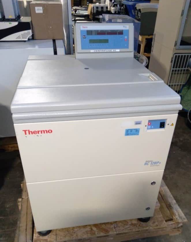 Thermo Scientific  RC-12BP  refrigerated centrifuge w/bucket rotor - Excellent