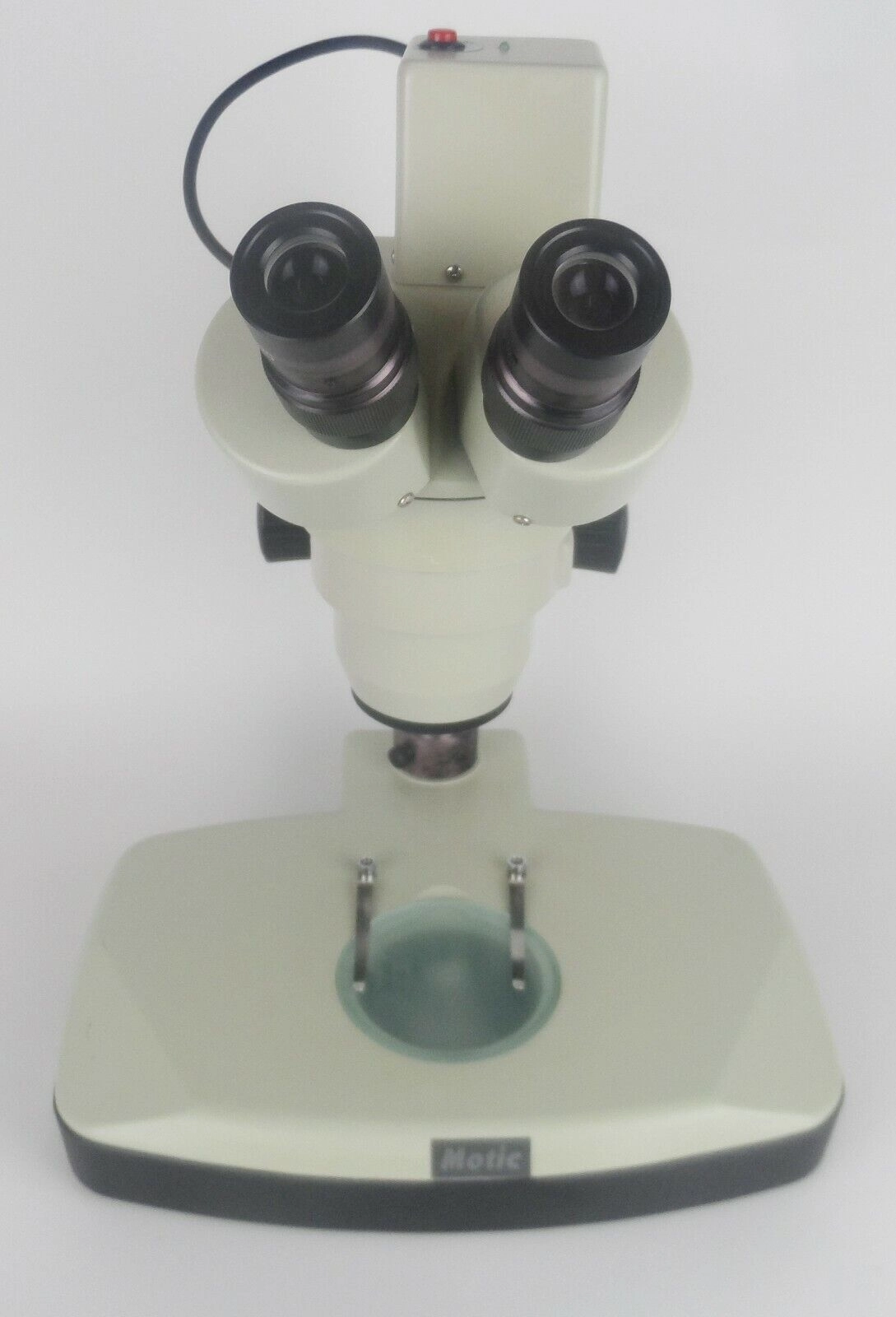 Motic DM143 Digital Stereo Microscope