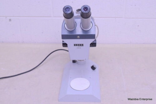 ZEISS STEREOZOOM MICROSCOPE 4X 47 50 22