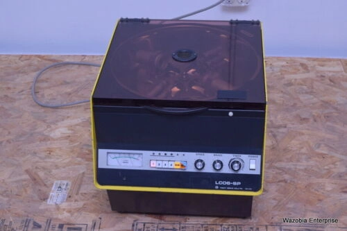 TOMY SEIKO LOW SPEED TABLETOP CENTRIFUGE MODEL LCO