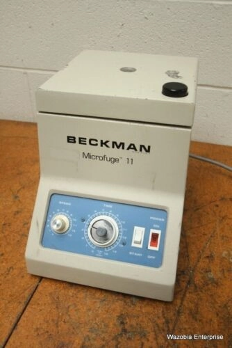 BECKMAN MICROFUGE 11 CENTRIFUGE WITH ROTOR