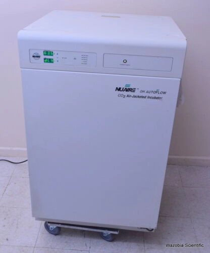 NUAIRE DH AUTOFLOW CO2 AIR-JACKETED INCUBATOR MODE