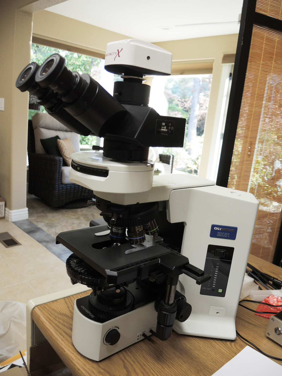 Olympus BX-51T research grade biological transmitted light microscope for BF/DF/DIC/Phase analysis methods
