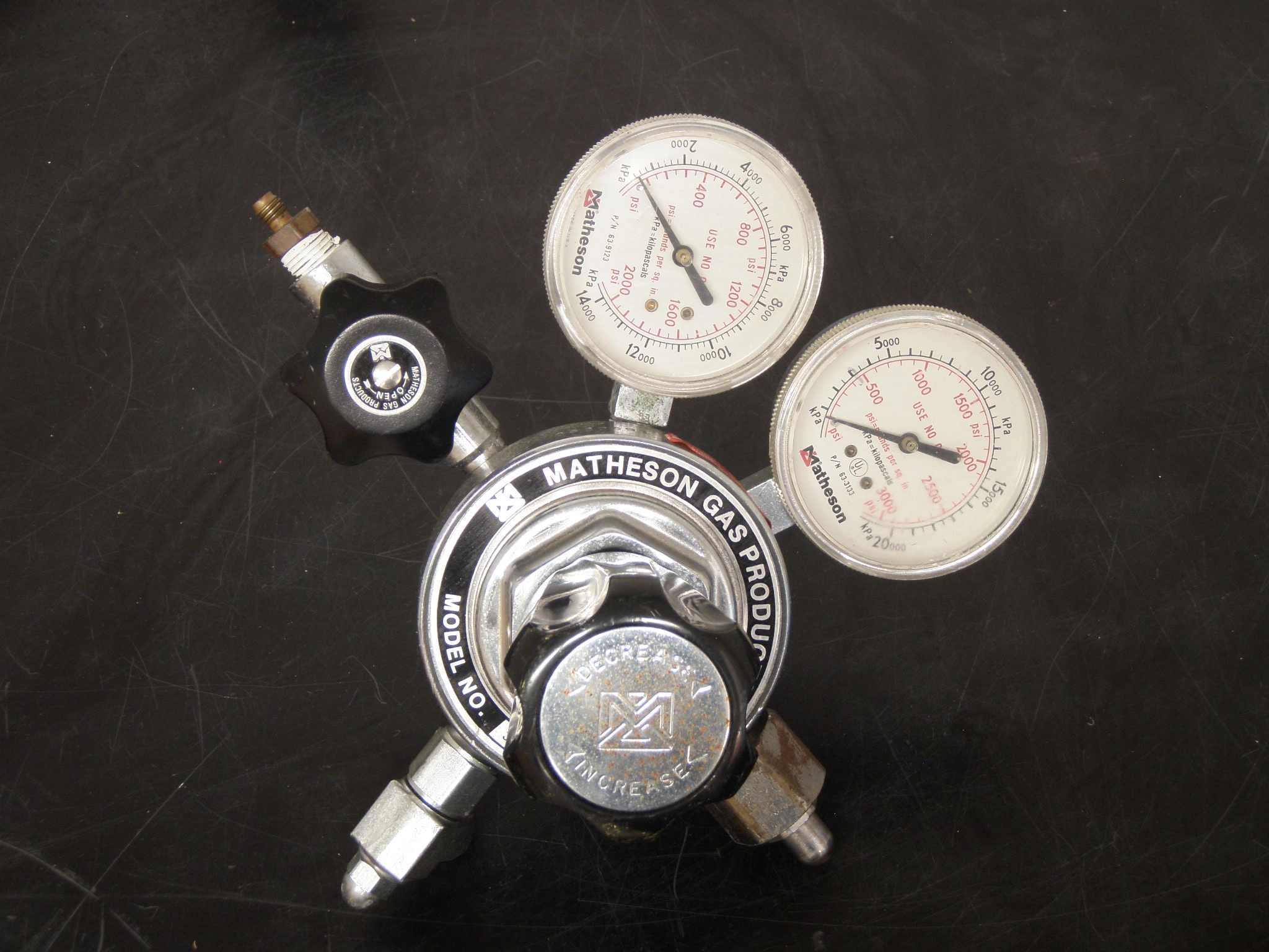 Matheson  Gas Regulators (Qty 4)