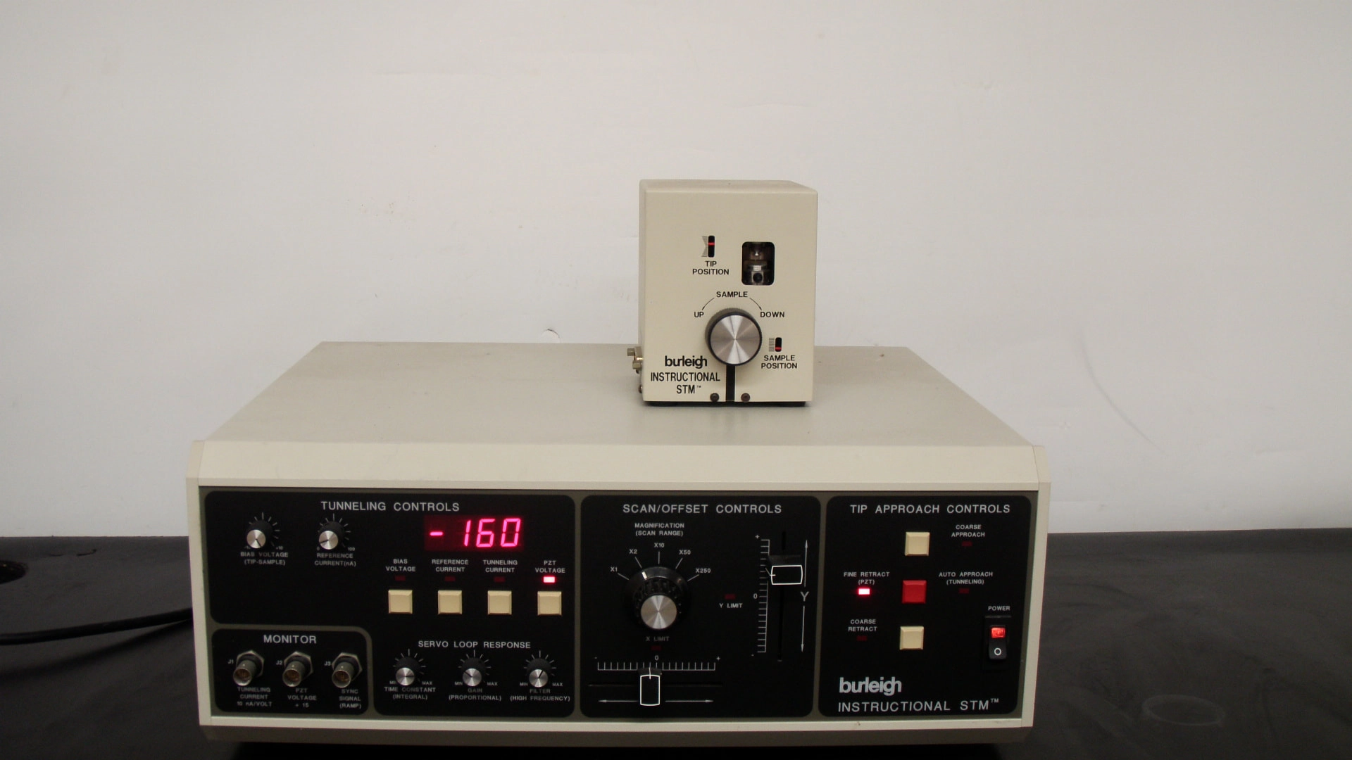 Burleigh  Aris-2200E Instructional STM and Controller