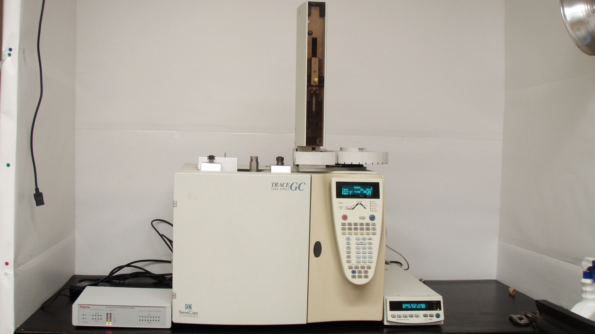 Thermo  Trace GC 2000 Series with FID and TCD and AS2000 Autosampler