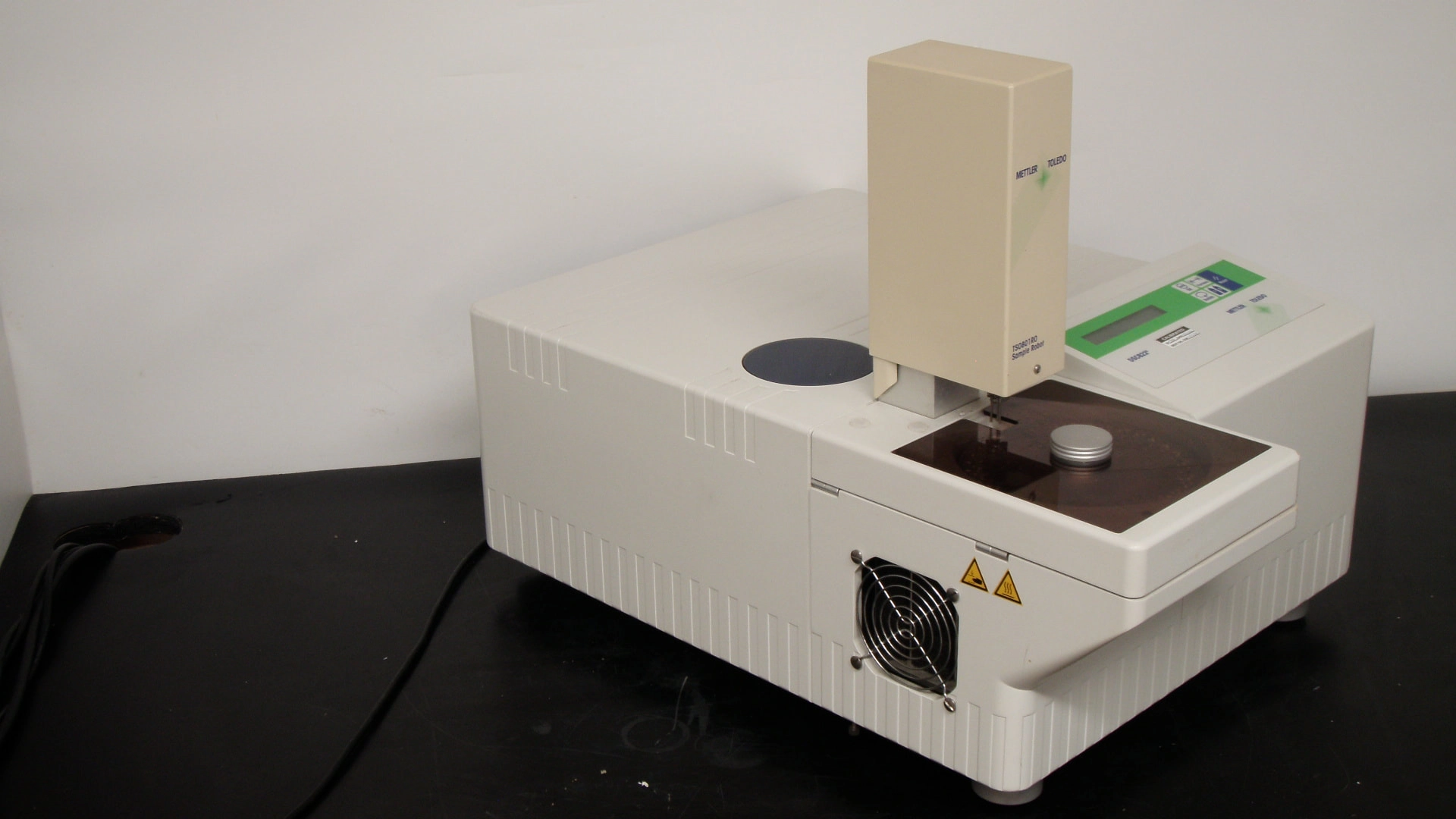 Mettler Toledo DSC822 Differential Scanning Calorimeter