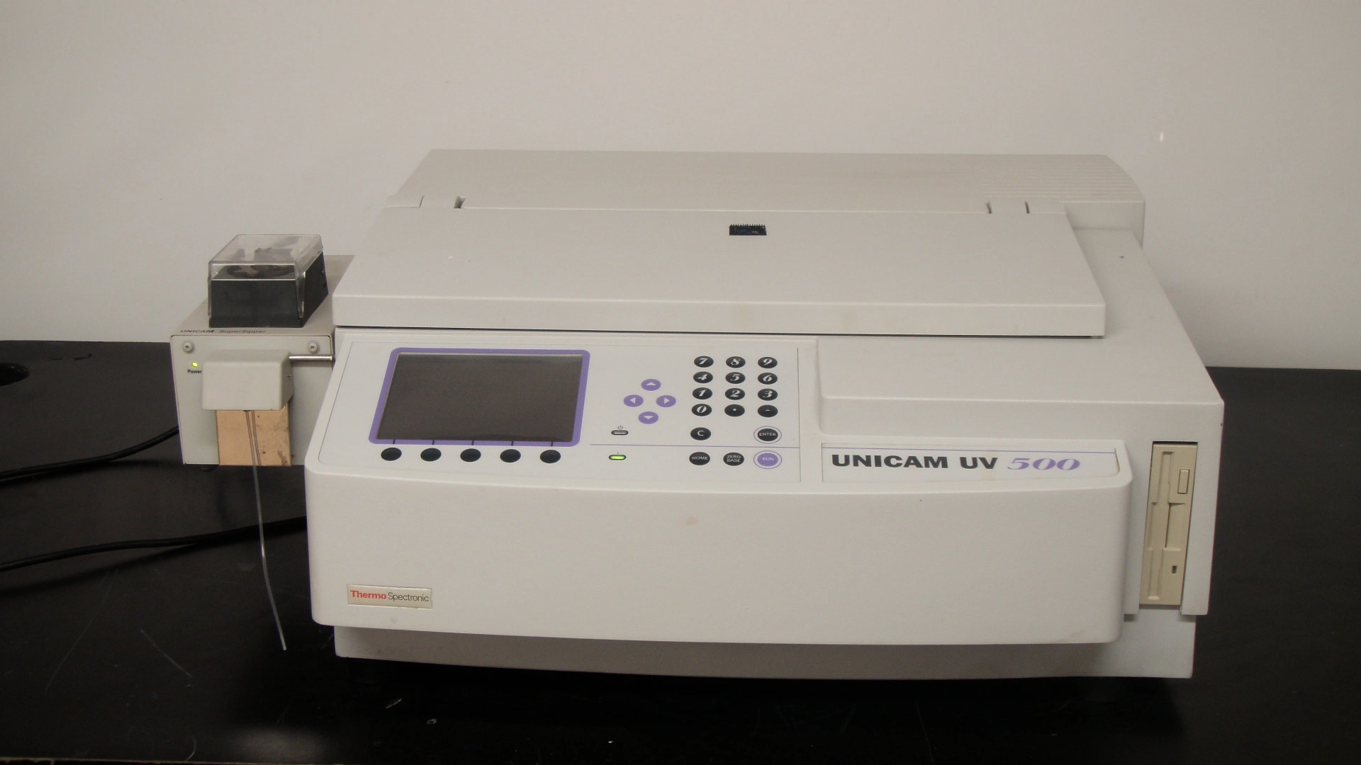 Thermo   UNICAM UV 500