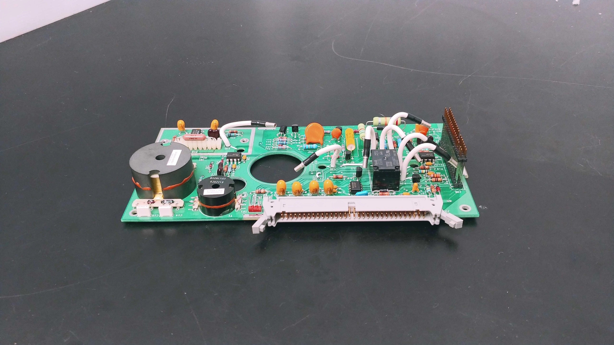 Varian  Saturn GCMS Lower Manifold PCB Revision 4. Part Number 03 930230 01