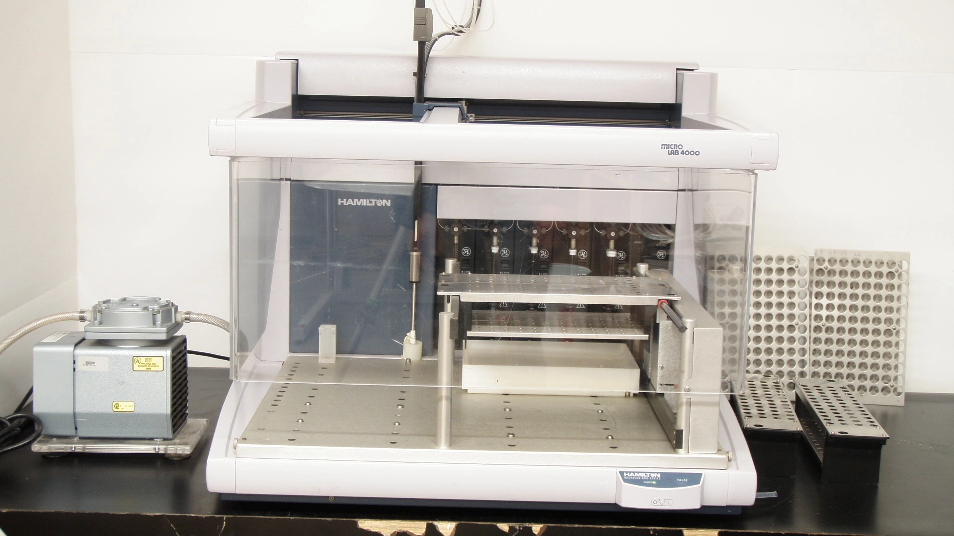 Hamilton  Microlab 4000 Series SPE Robotic Liquid Handler