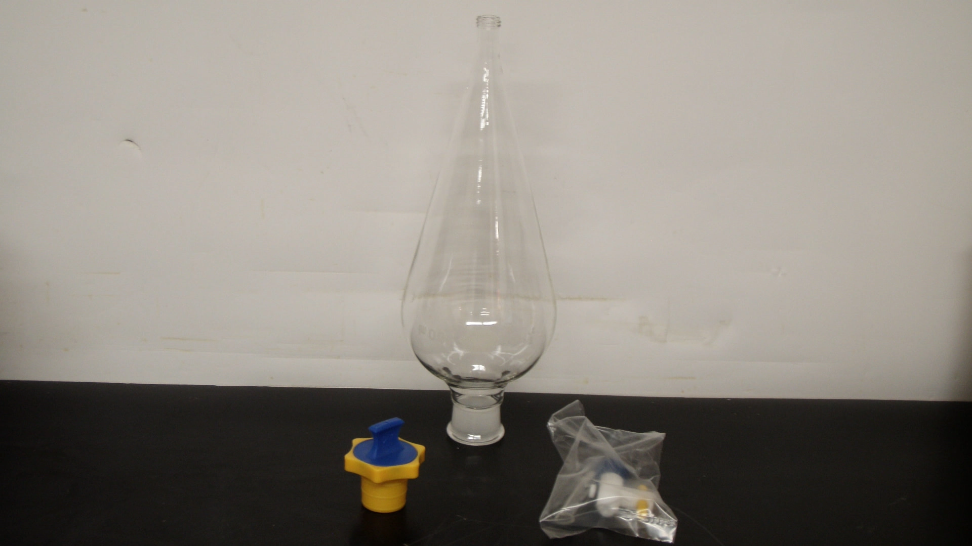 Kimble  500 mL Funnel Separatory w/ Stopper and Stopcock, 29053H-500, Open Box!