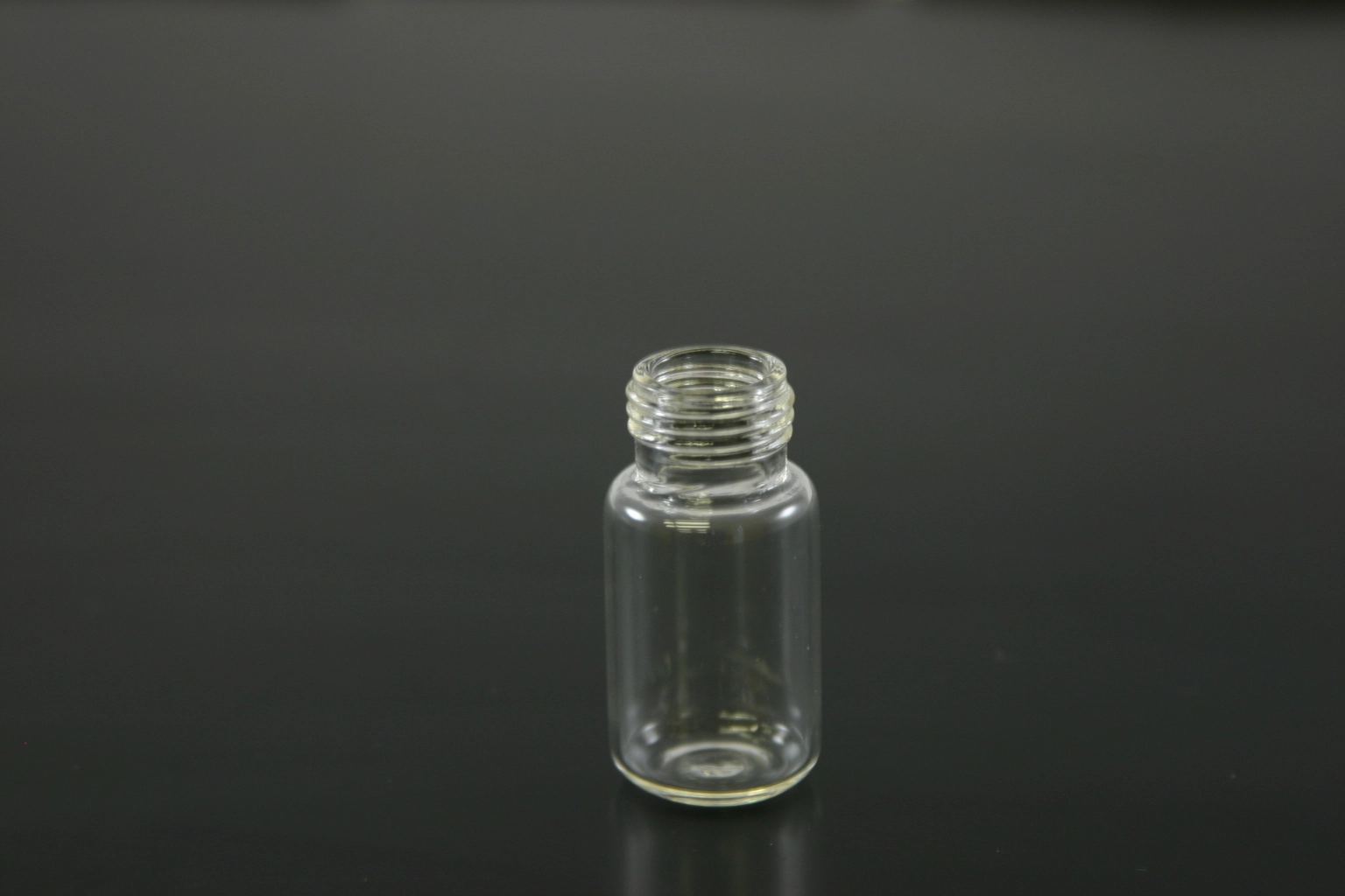 18 mm Screw Thread Headspace Vials  - 10.0 mL Clear Vial, 22.6x46, Radius Bottom (CTC) Qty 100