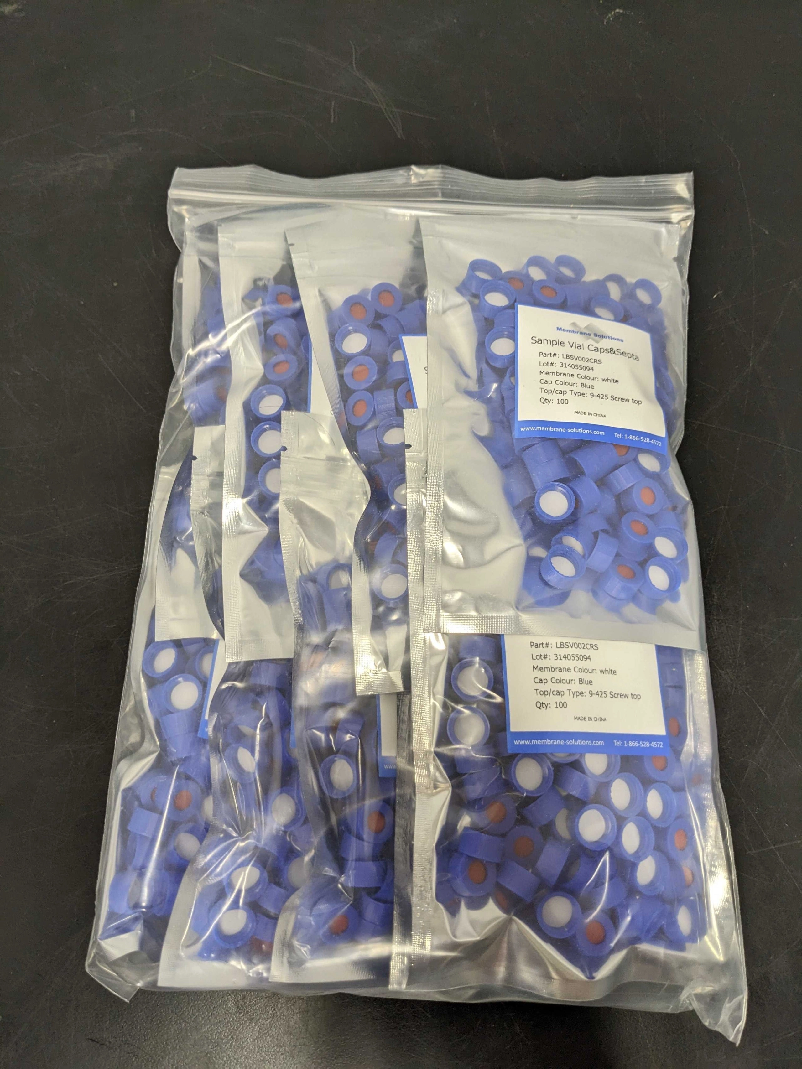 9 mm Polypropylene Screw Thread Closures  - White PTFE/Red Silicone Septum - Blue Cap Color Qty 1000