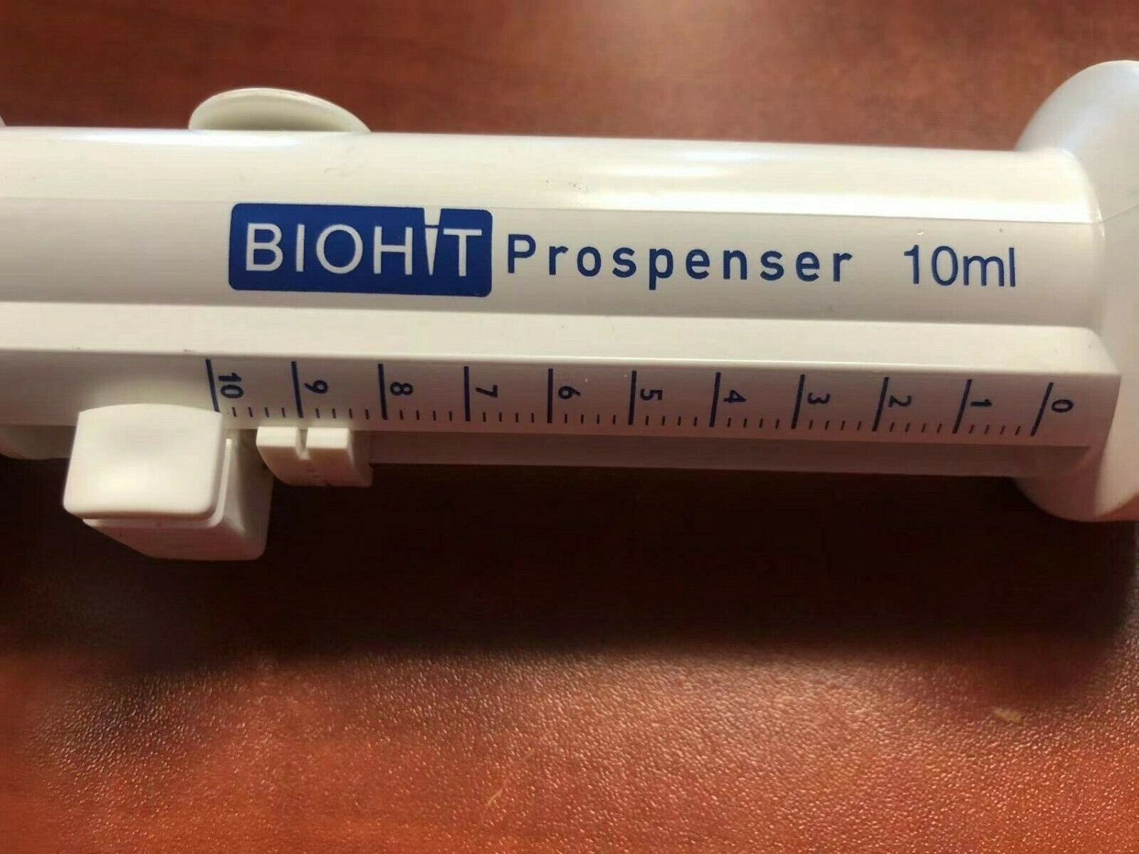 Sartorius Biohit Prospenser Bottle-Top Dispenser 1