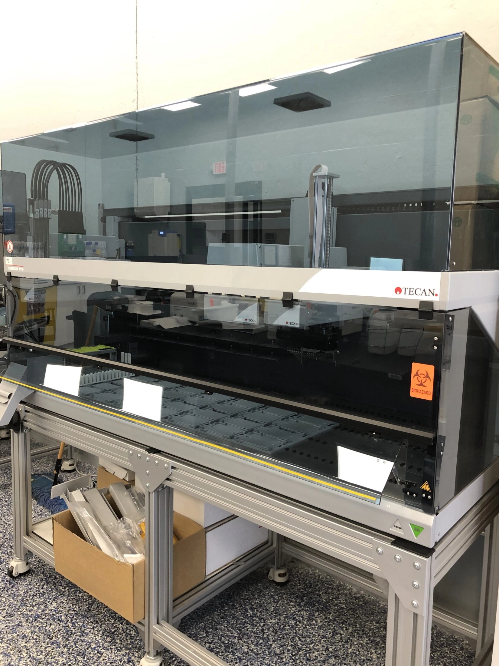 Tecan Liquid Handler