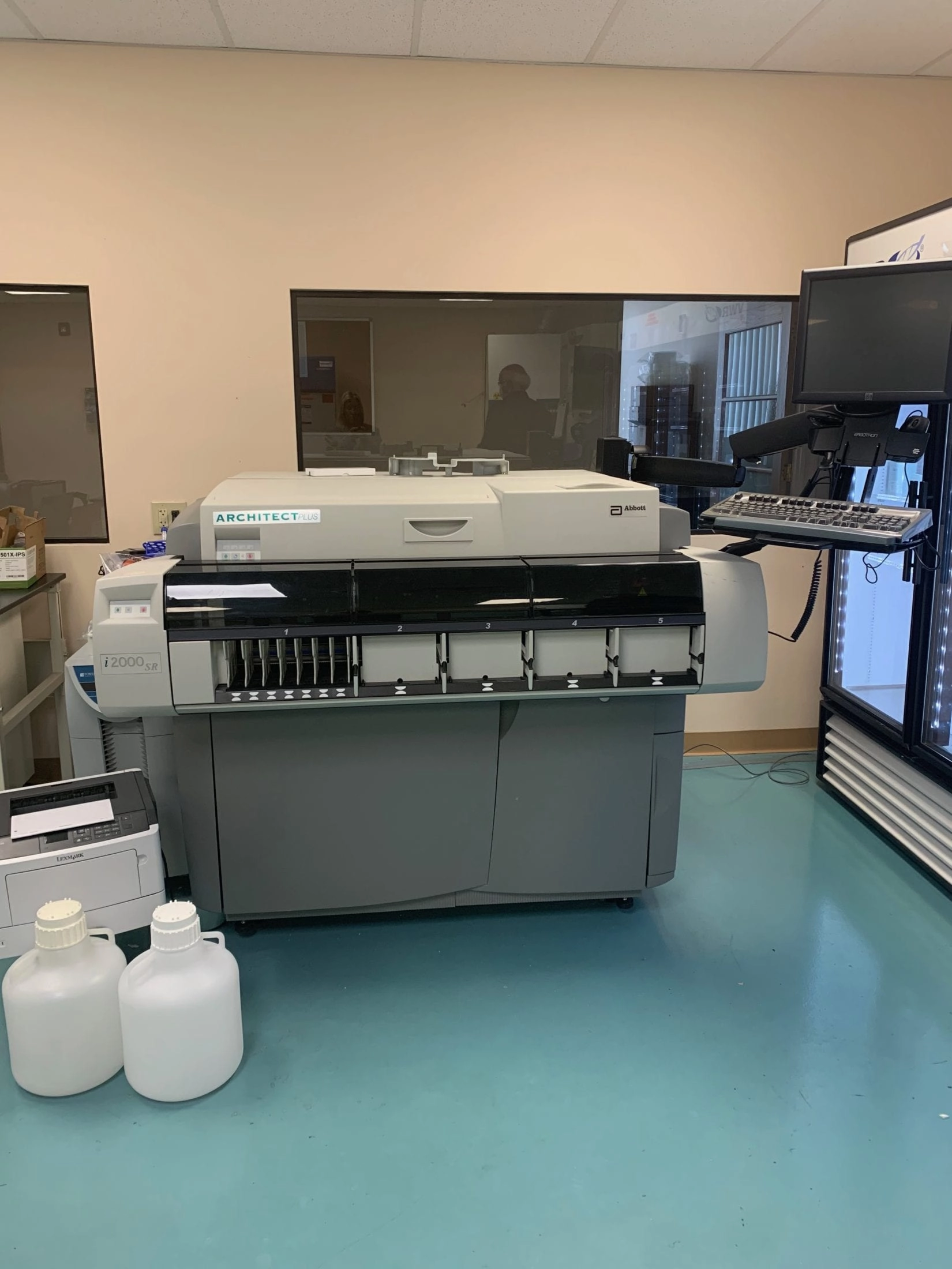 Abbott ARCHITECT&nbsp;i2000SR Immunoassay Analyzer