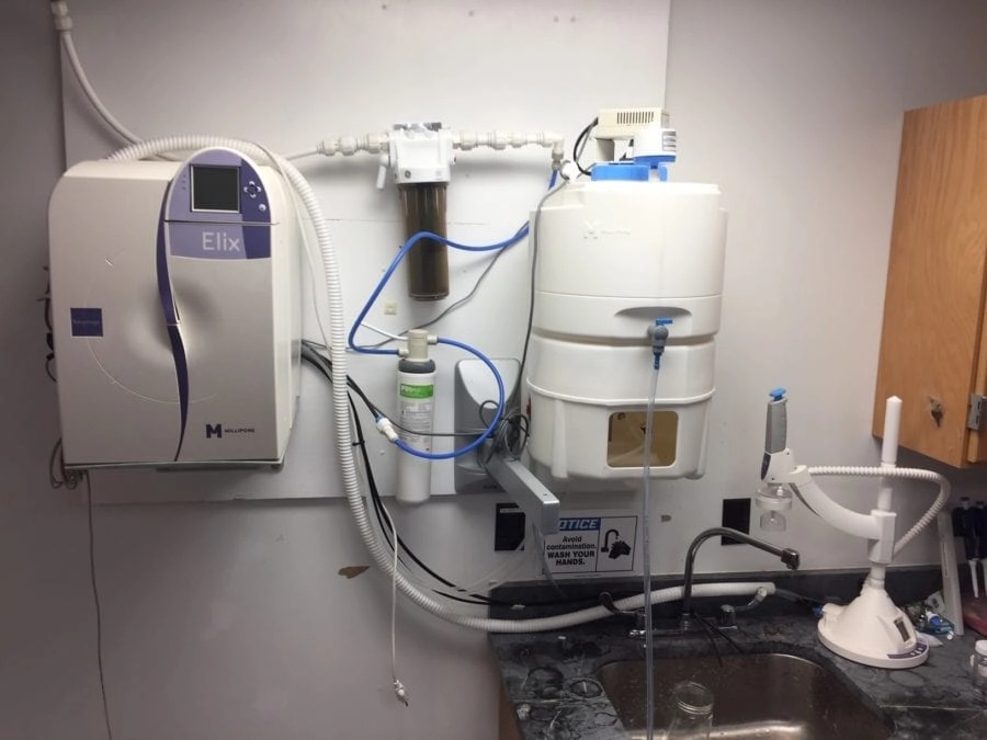 MilliporeSigma Elix Advantage Water Purification System