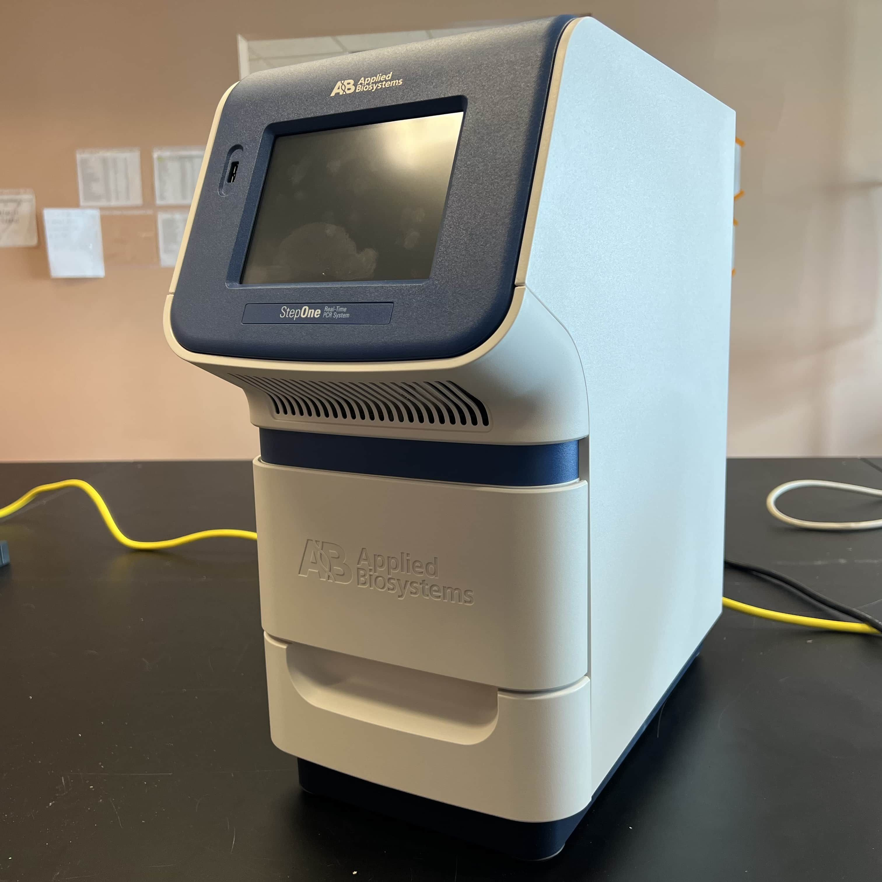 Applied biosystems stepone real time pcr system