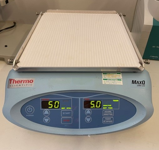 Thermo Sci MaxQ 2000 CO2 shaker  SHKE2000CO2 - Excellent