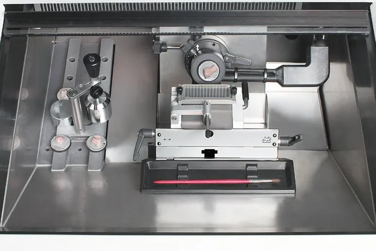 Leica CM3050 S Research Cryostat