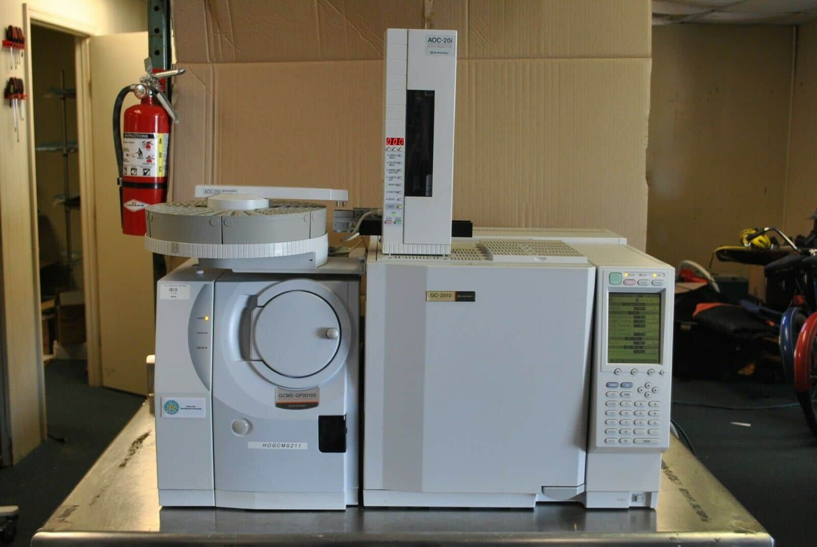 Shimadzu GCMS QP2010S Mass Spectrometer, GC-2010 Gas Chromatograph, AOC-20S Sampler / Injector
