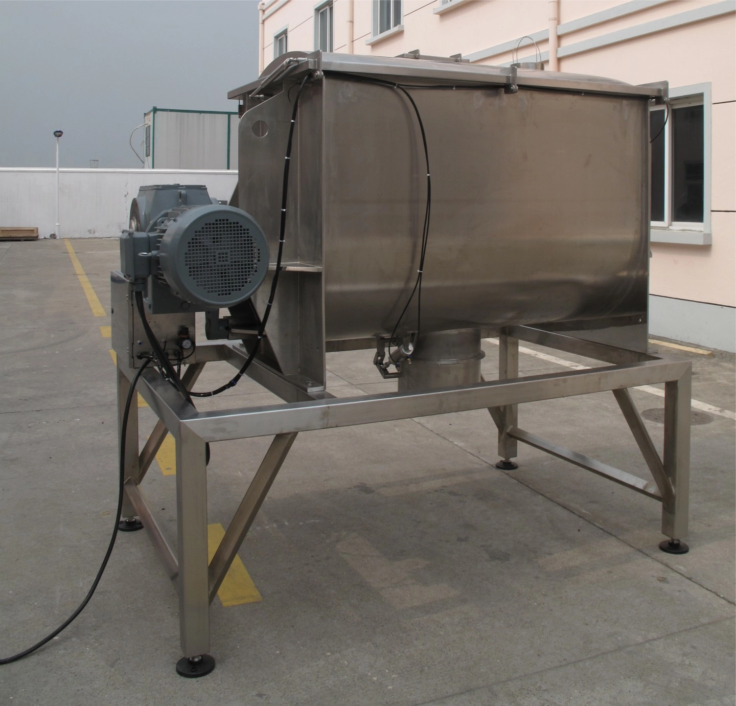 New 50 Cubic Foot Working Capacity Stainless Steel Double Ribbon Blender