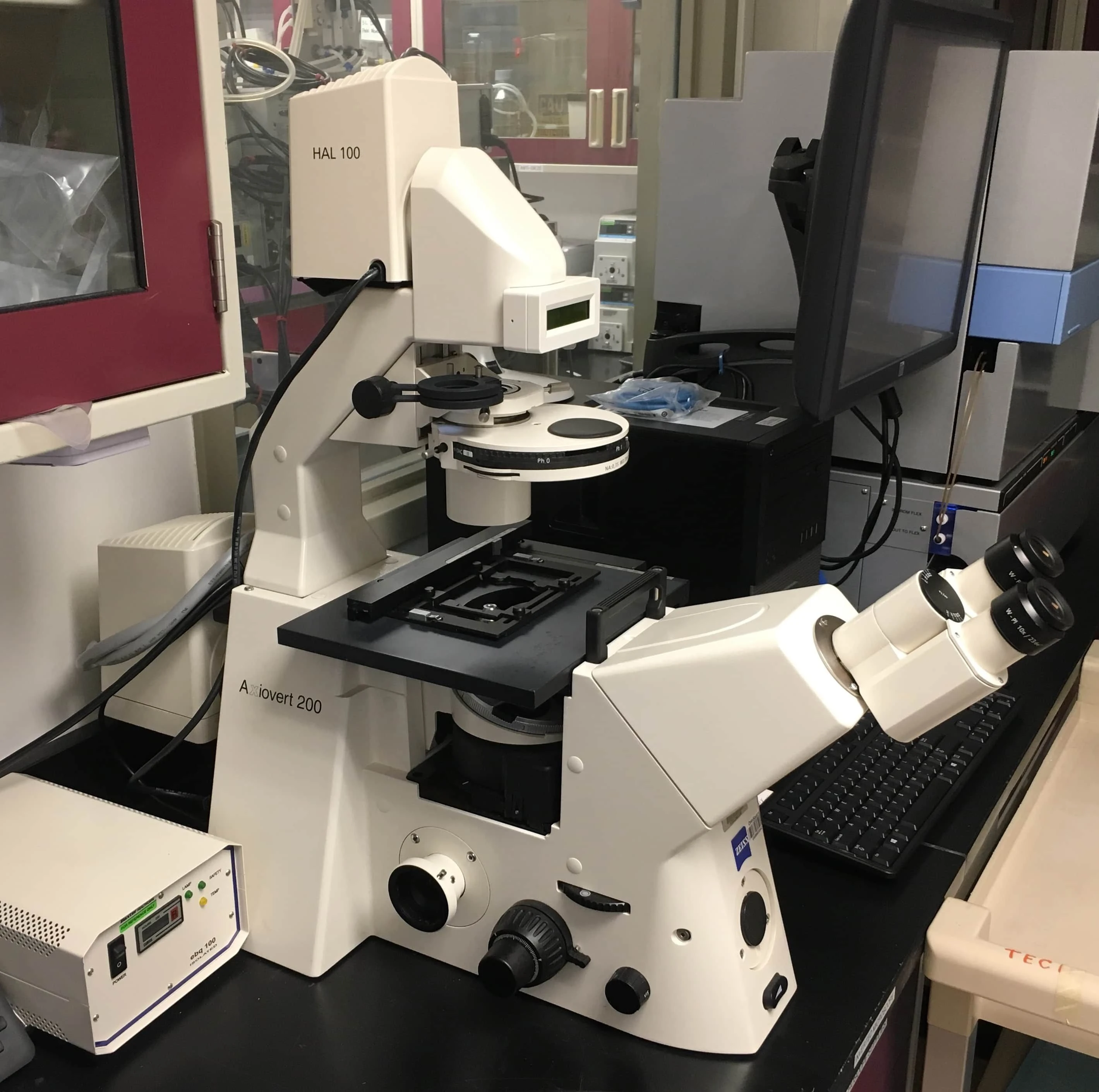 Zeiss Axiovert 200 Inverted Microscope