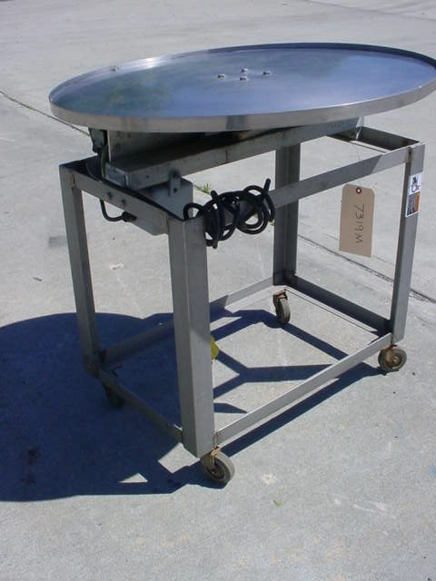 32&Prime; Diameter Rotary Unscrambling/Accumulating Table