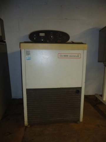 Damon/Iec Cu-5000 Centrifuge