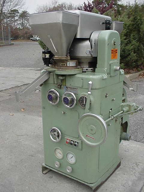 Colton/Cherry Burrell 247 33 Station Rotary Tablet Press, Induced Die Feed