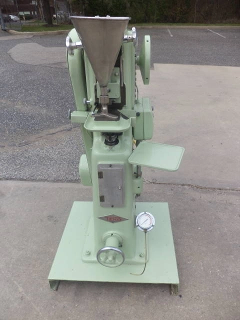 Manesty E2 Single Punch Tablet Press