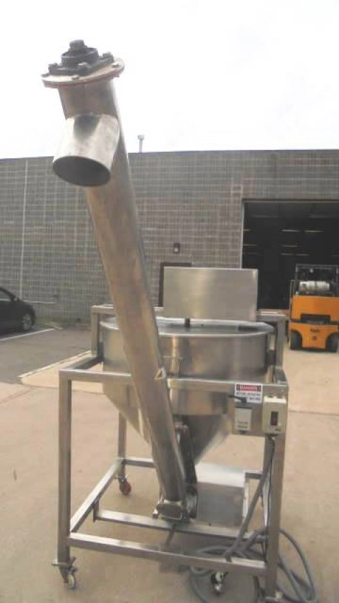 5 Inch Dia. SS Inclined Screw Conveyor, Agitated Hopper