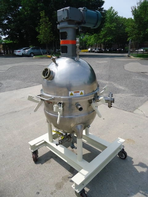 30 Gallon Hamilton Stainless Vacuum Scrape Surface Kettle, 40 Psi Jacket