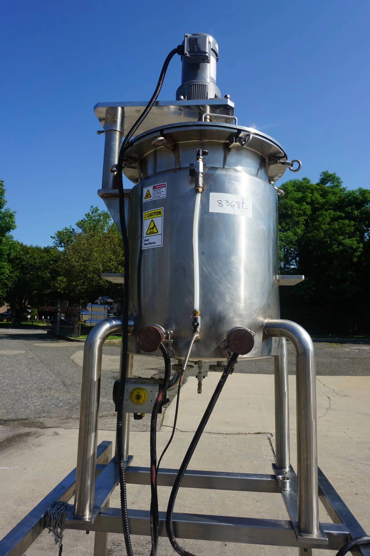 30 Gallon SS Self-Contained Electric Jacketed Mix Tank/Kettle