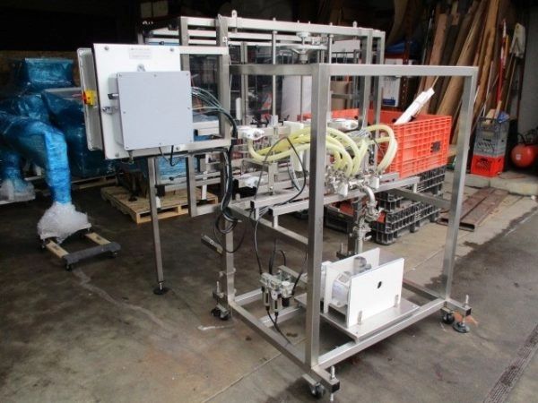 Inline Filling Systems Overflow Filling Line, with Capper