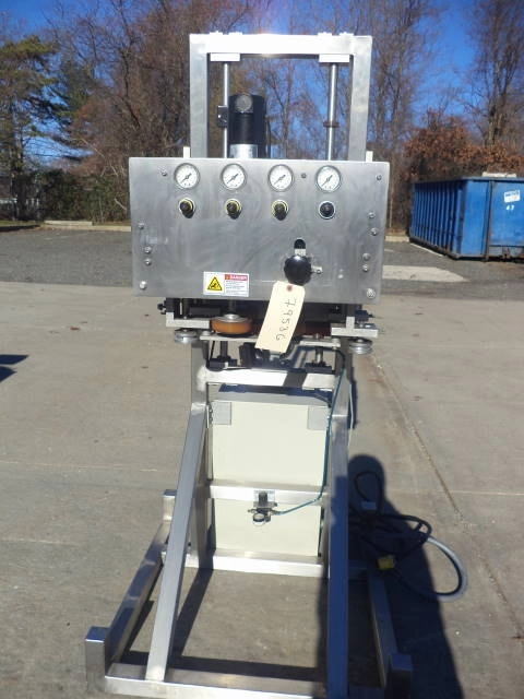 New England Machinery Four Spindle Cap Tightener/Retorquer, Variable Speed