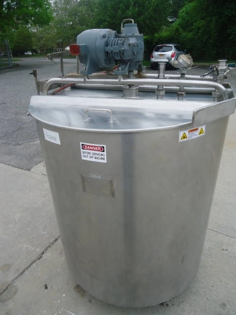 350 Gallon Highland Equipment Stainless Steel Jacketed Tank, Sweep Agitation