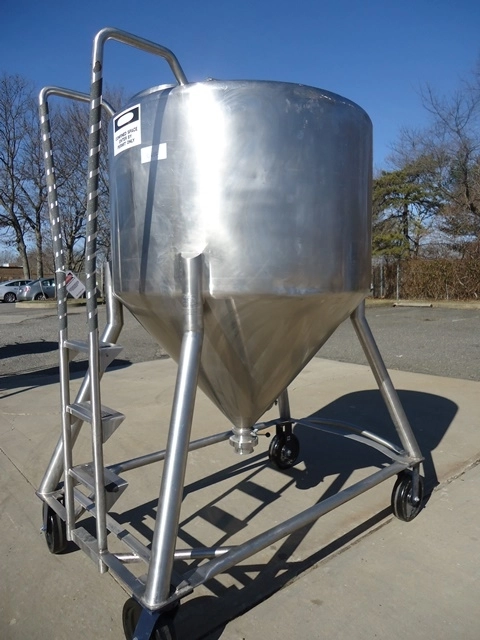 450 Gallon DCI Type 316 Stainless Steel Cone Bottom Portable Tank&ndash;