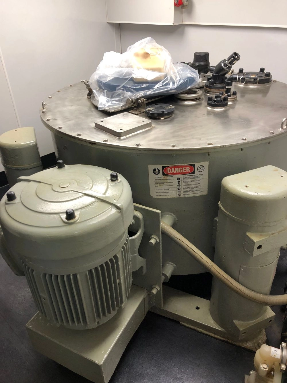 Reconditioned 34&quot; Krauss Maffei PZO-850 Stainless Steel Basket Centrifuge