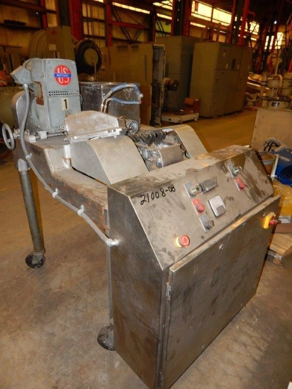Model DASO-6 Stainless Steel Fitzmill With Screw Feed